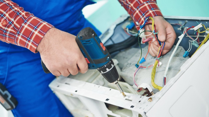Ahmetli Dominox Dominox çamaşır makinesi kart tamiri – Su almama arızası orijinal parça ile giderildi. - Teknik servis örneği